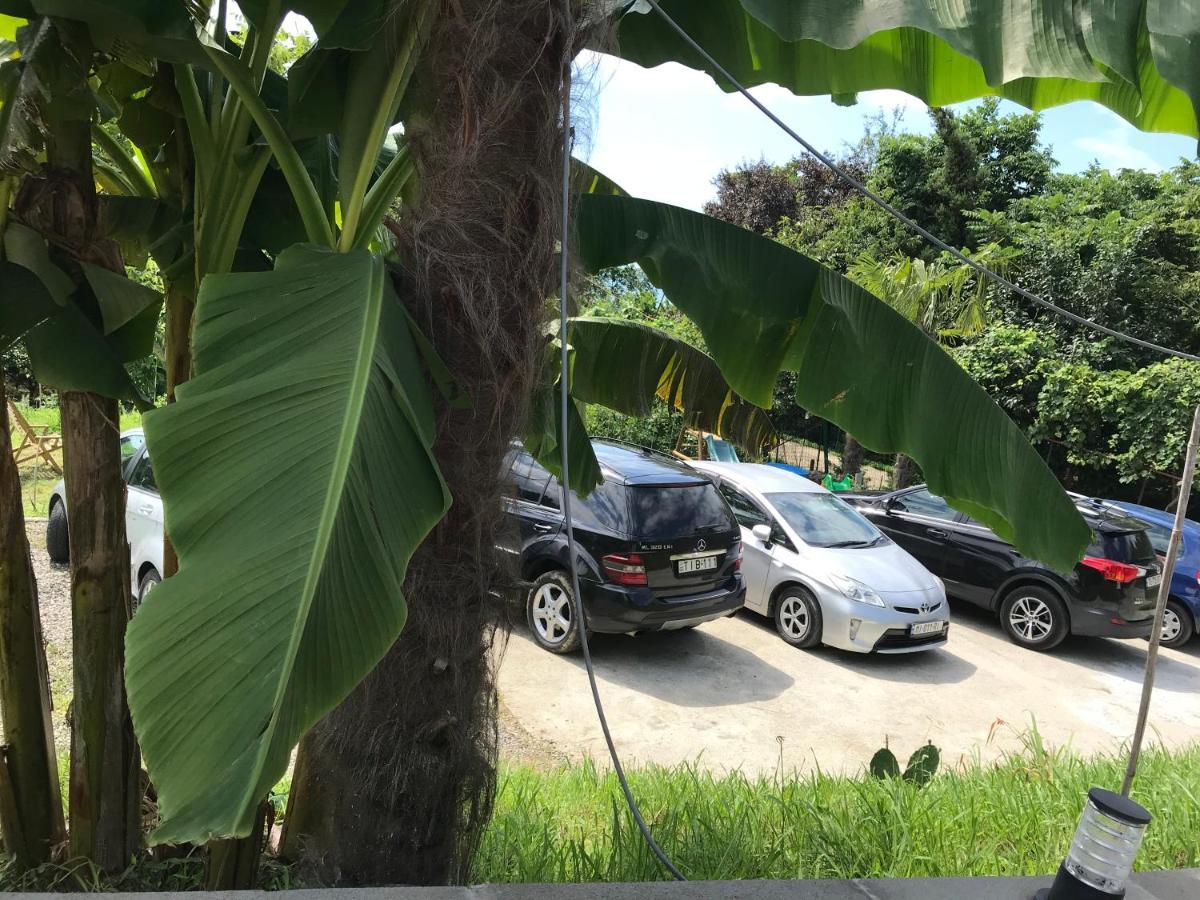 Guest House Botanical Paradise ชูวาเนคอนต์สกี ภายนอก รูปภาพ