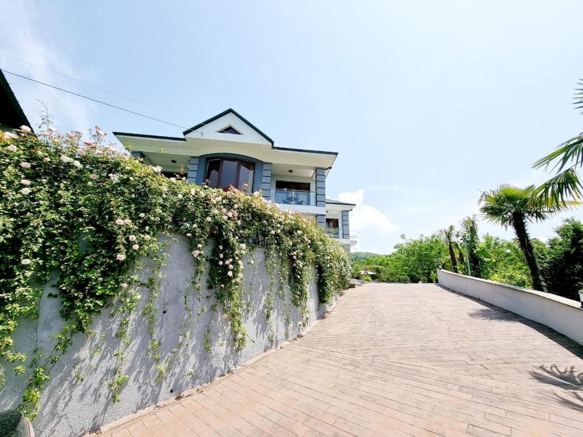 Guest House Botanical Paradise ชูวาเนคอนต์สกี ภายนอก รูปภาพ