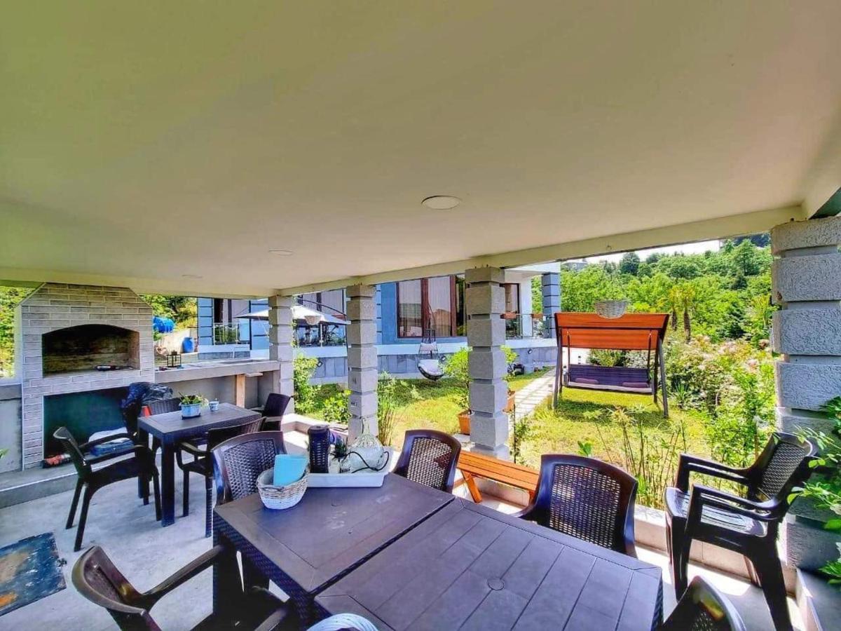 Guest House Botanical Paradise ชูวาเนคอนต์สกี ภายนอก รูปภาพ