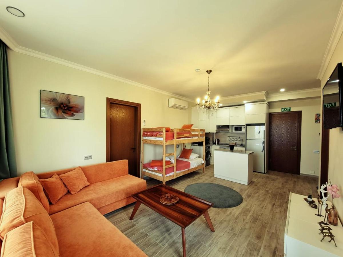 Guest House Botanical Paradise ชูวาเนคอนต์สกี ภายนอก รูปภาพ