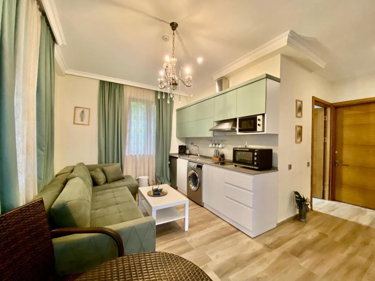 Guest House Botanical Paradise ชูวาเนคอนต์สกี ภายนอก รูปภาพ